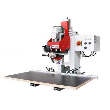Beschläge-, Bohr- und Einpressmaschine "BASICA Variabel" 