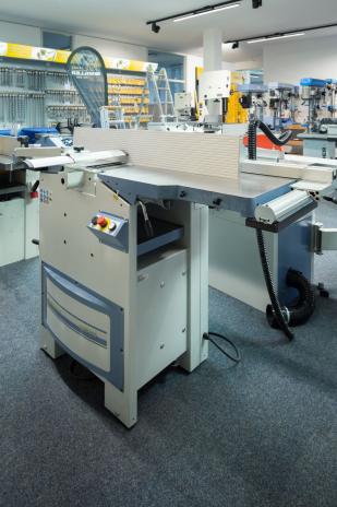 Abricht-Dickenhobelmaschine ADM 300 | Ausstellungsmaschinen 