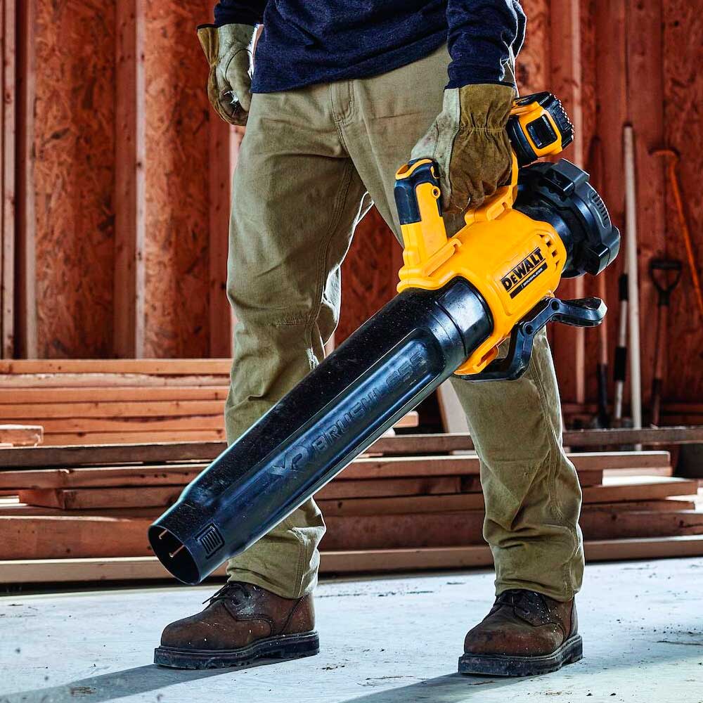 Dewalt Akku Gebl Se Dcmbl N Mit Aerospike Luftf Hrung V Mima De